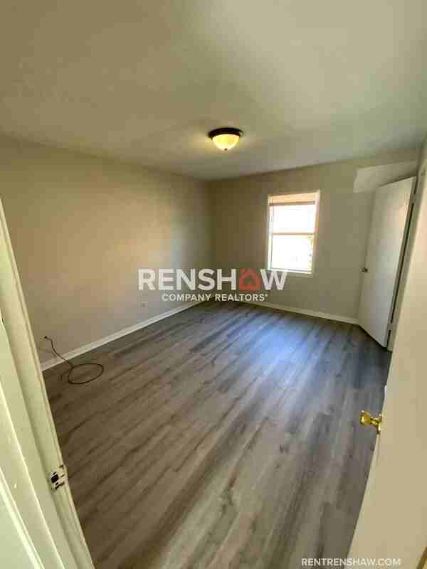 276 Greenfield Dr #B - Photo 7 of 12