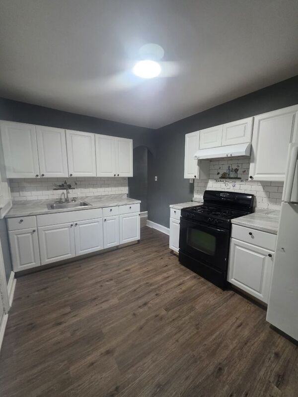 532 Alder St #3