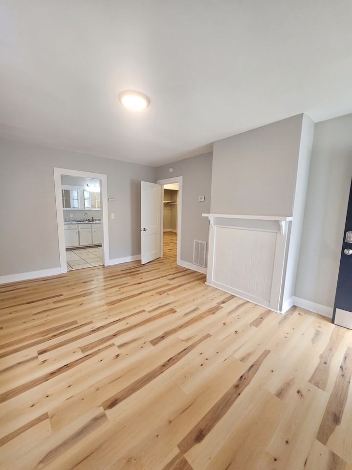 10 Clark St #1 - Photo 4 of 9