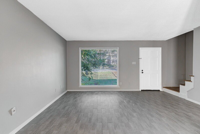 2291 Madison Ave - Photo 2 of 16