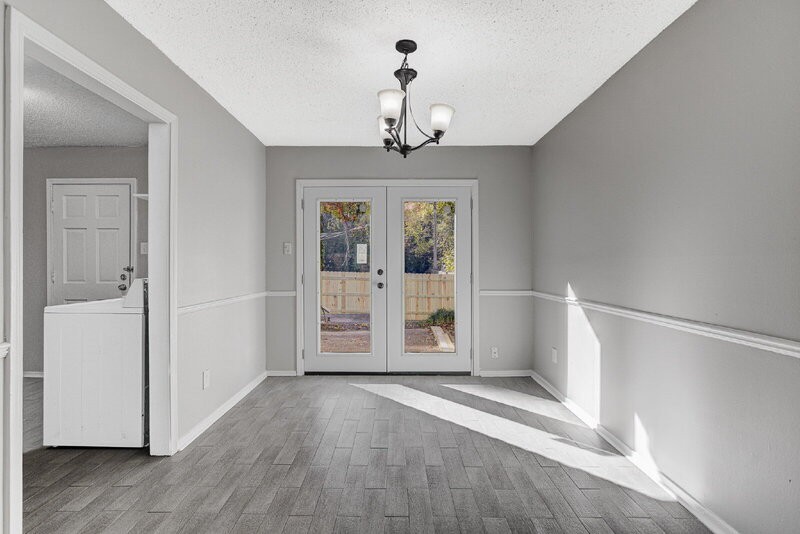2291 Madison Ave - Photo 4 of 16