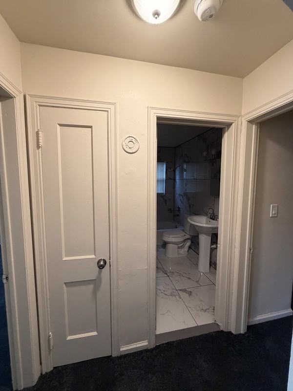 9384 Rutherford St - Photo 6 of 8