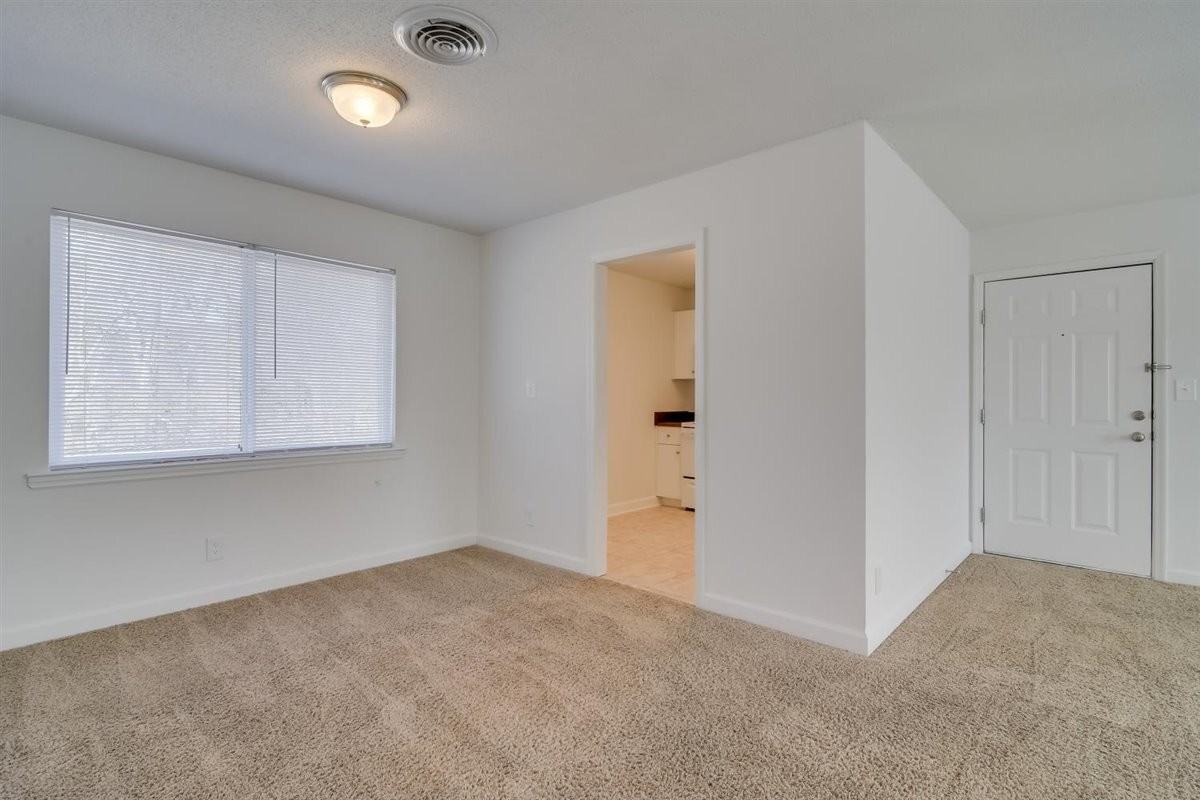 Annaberg Apartments - Photo 4 of 50