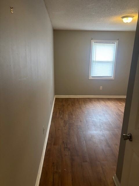 THE OAKS AT PINE VALLEY APARTMENTS - Photo 4 of 22