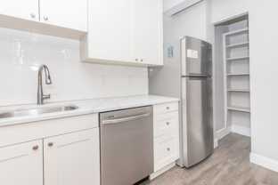 Raymond 23 7th Avenue Southwest - Photo 1 of 1