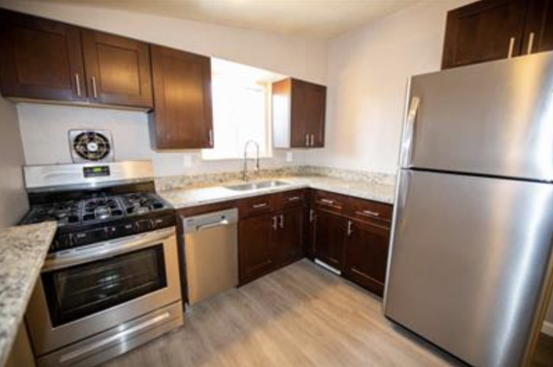 7924 Edgewood Avenue - Photo 2 of 9