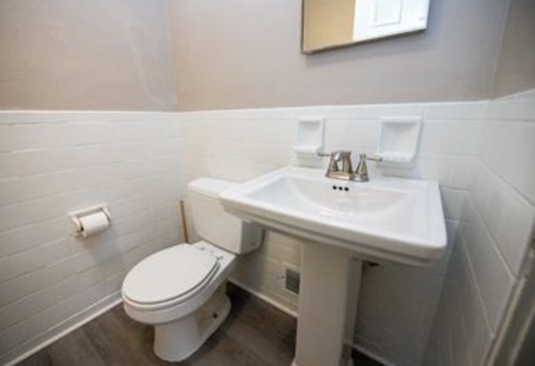 7924 Edgewood Avenue - Photo 4 of 9