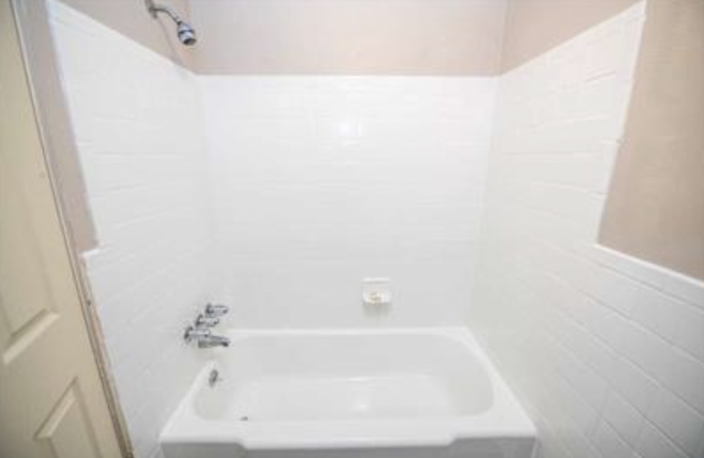 7924 Edgewood Avenue - Photo 7 of 9