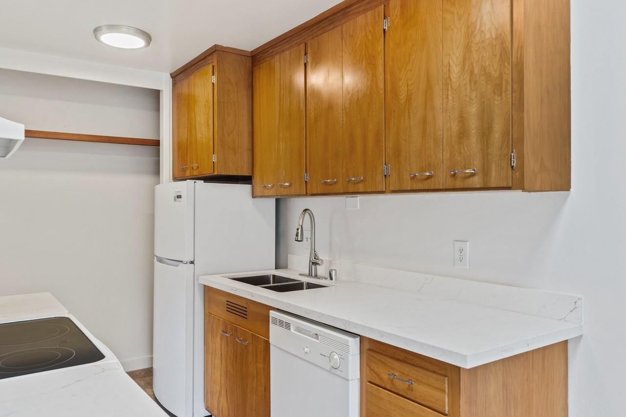9317 51st Ave S, Seattle - Photo 2 of 16
