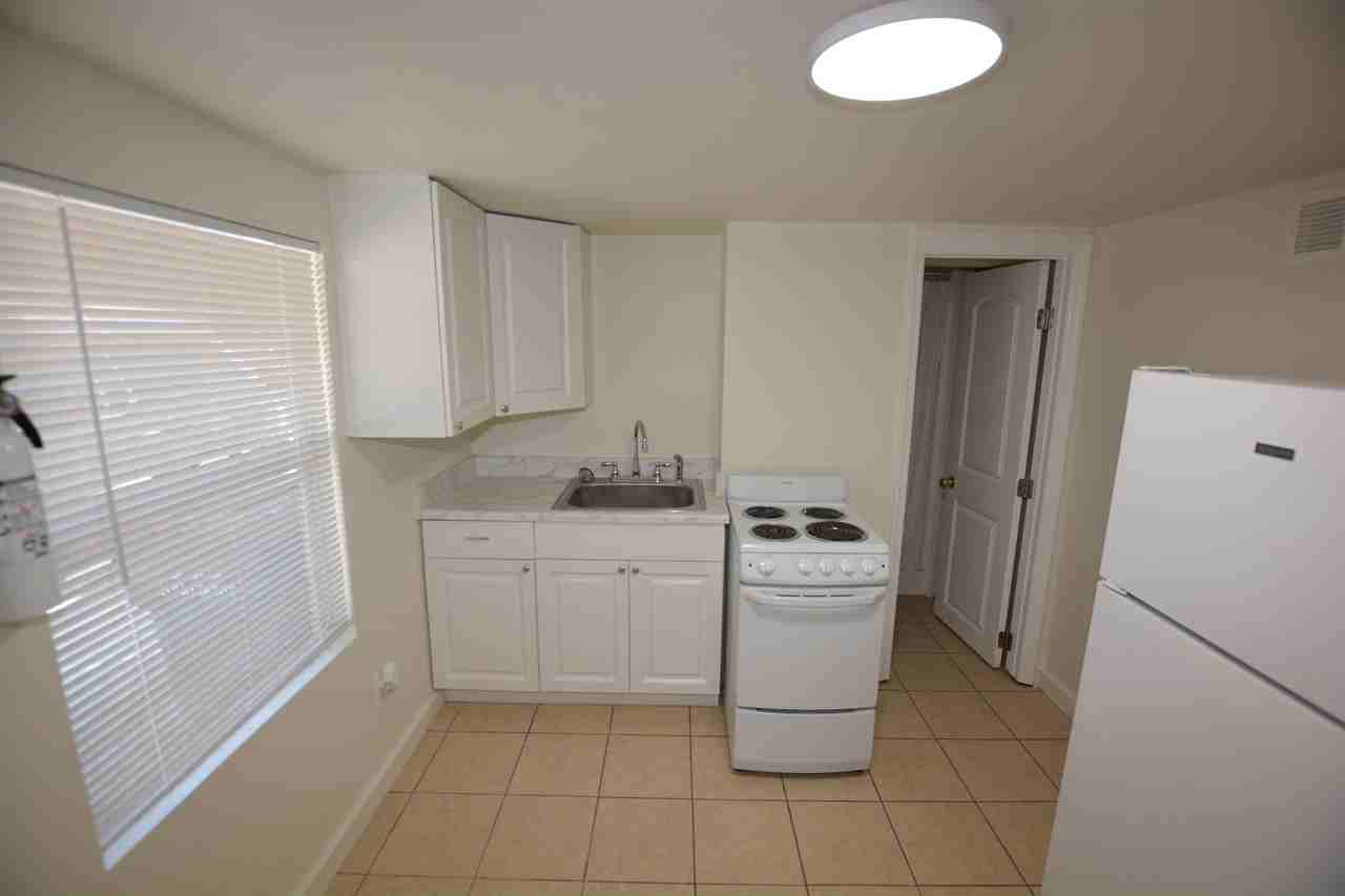 2850 Lake Alfred Road - Photo 3 of 14