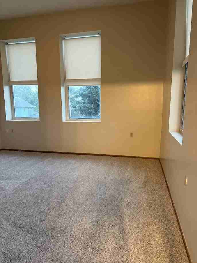 416 Sullivan Avenue - Photo 5 of 12