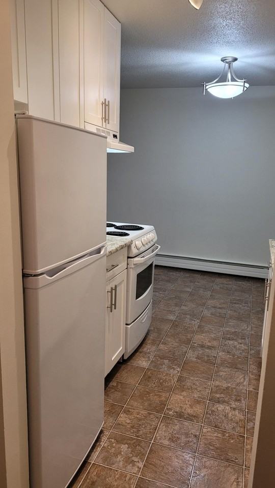 477 Howard Avenue #105 - Photo 2 of 15