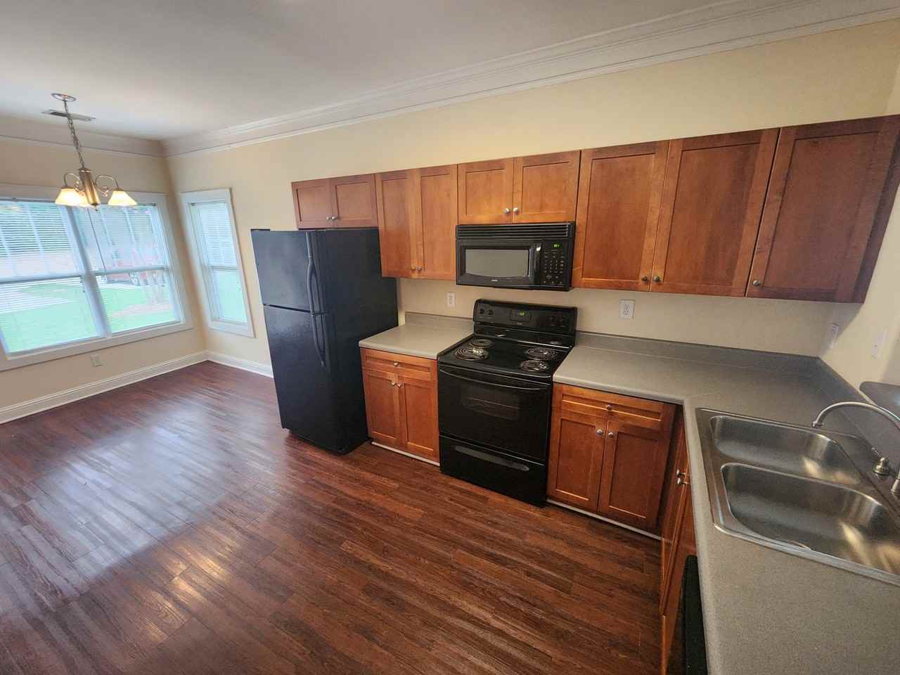135 Artisan Place - Photo 5 of 20
