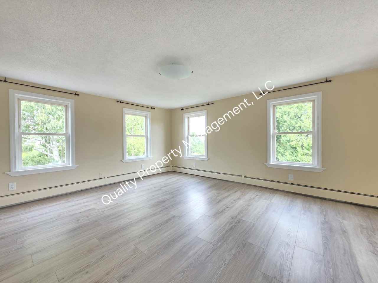 2388 Union Street - Photo 7 of 18