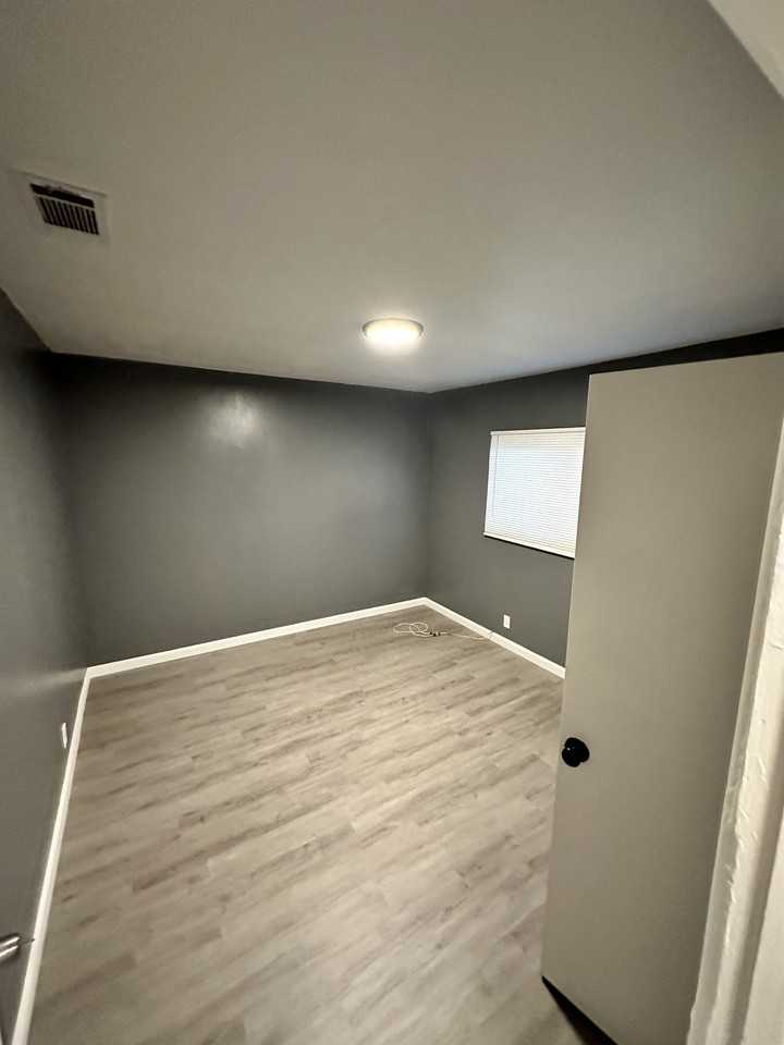 9632 Western Avenue - Photo 2 of 23