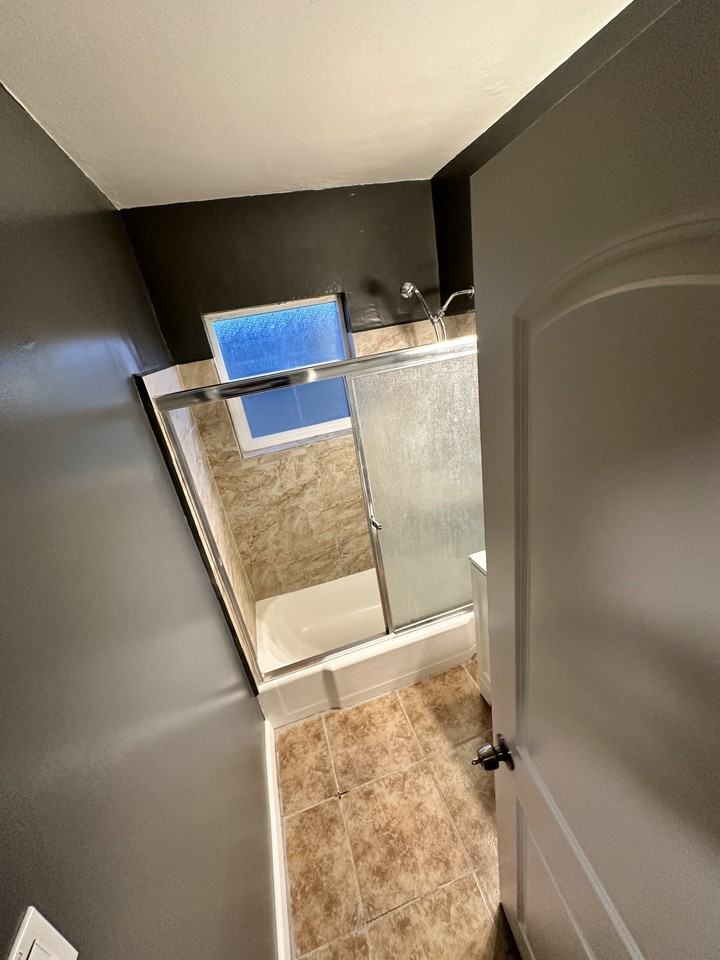 9632 Western Avenue - Photo 5 of 23