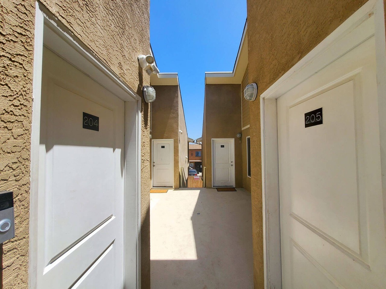 Laurel St Apartments - Photo 5 of 10