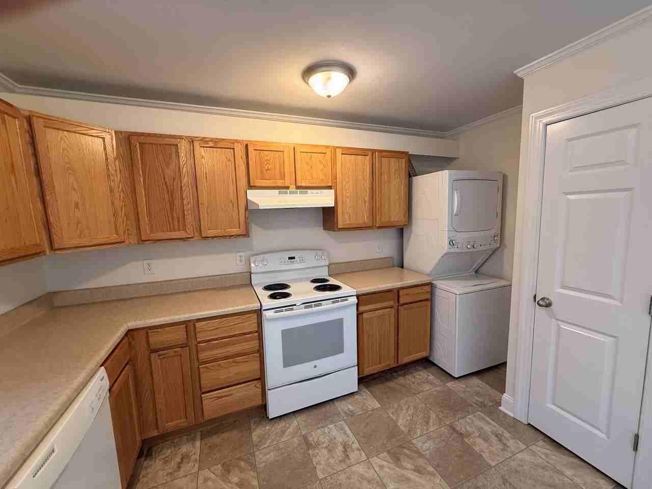 311 Jones Avenue Unit 2 - Photo 5 of 16