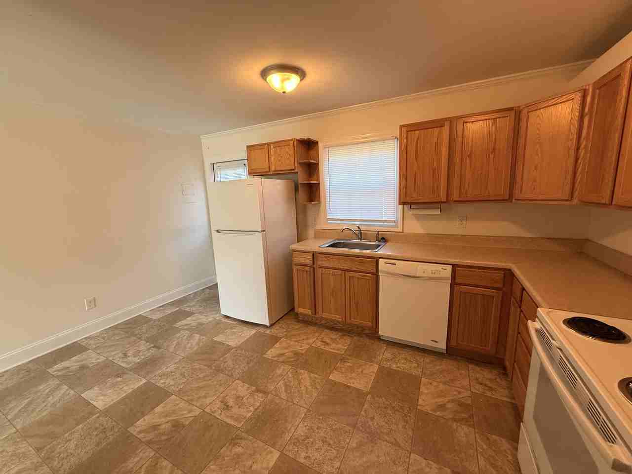 311 Jones Avenue Unit 2 - Photo 7 of 16
