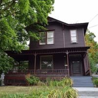 featured image of 516 E Buffalo St