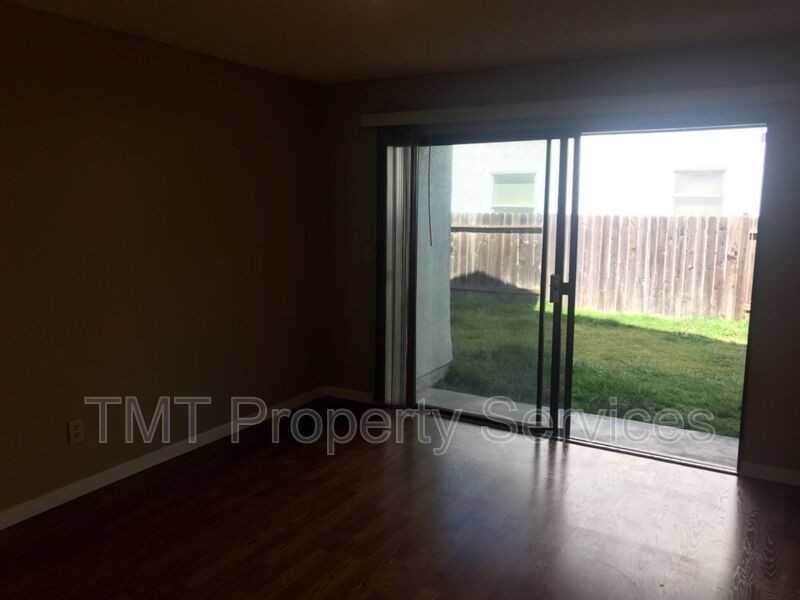 956 Greenstar Way - Photo 4 of 16
