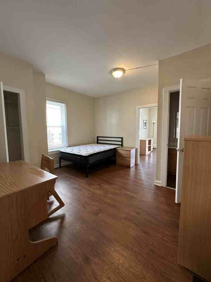 513 8th Avenue 1F - Photo 7 of 16