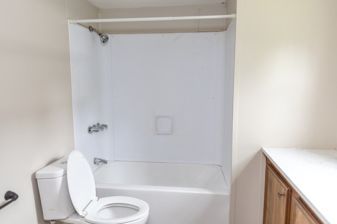 188- 3000 Parker Court - Photo 5 of 9