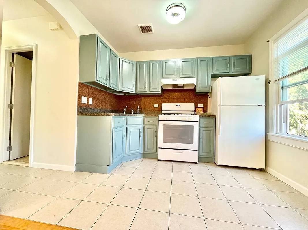 61-61 56th Street #2 - Photo 6 of 11