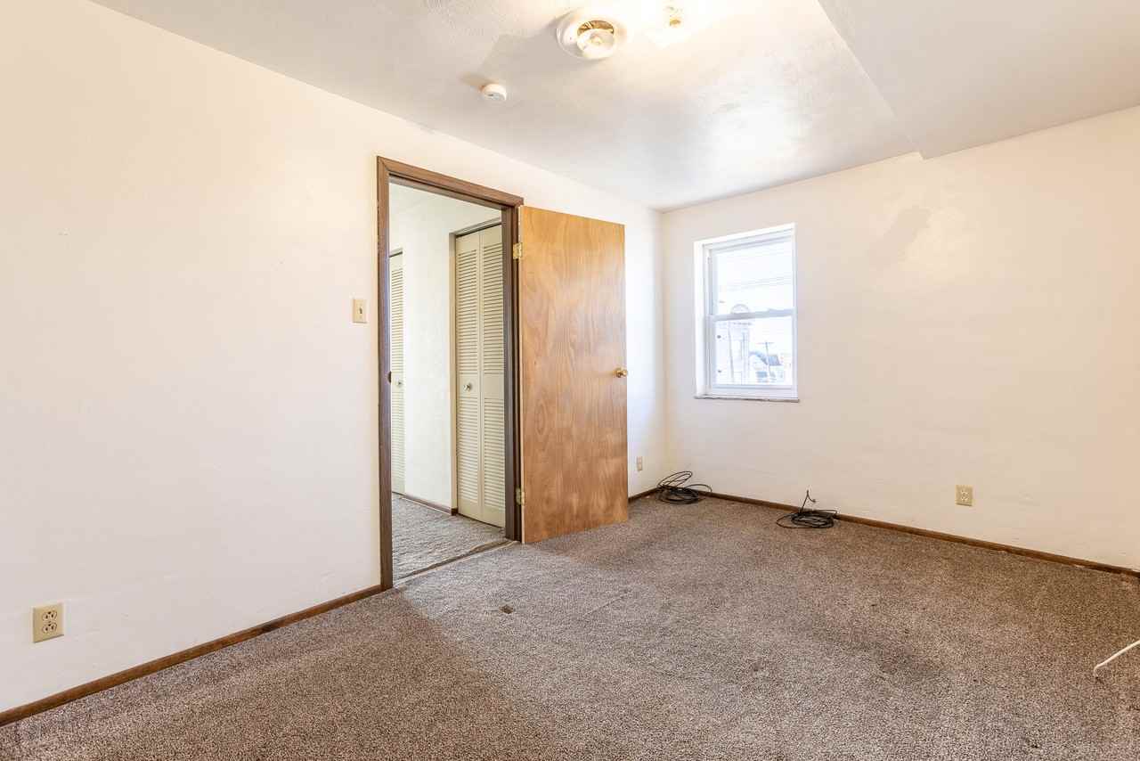 7408 Washington Avenue - Photo 6 of 9
