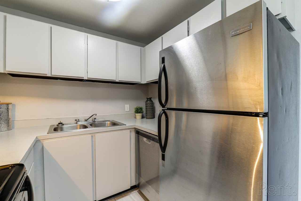 Vida Properties - Photo 3 of 49
