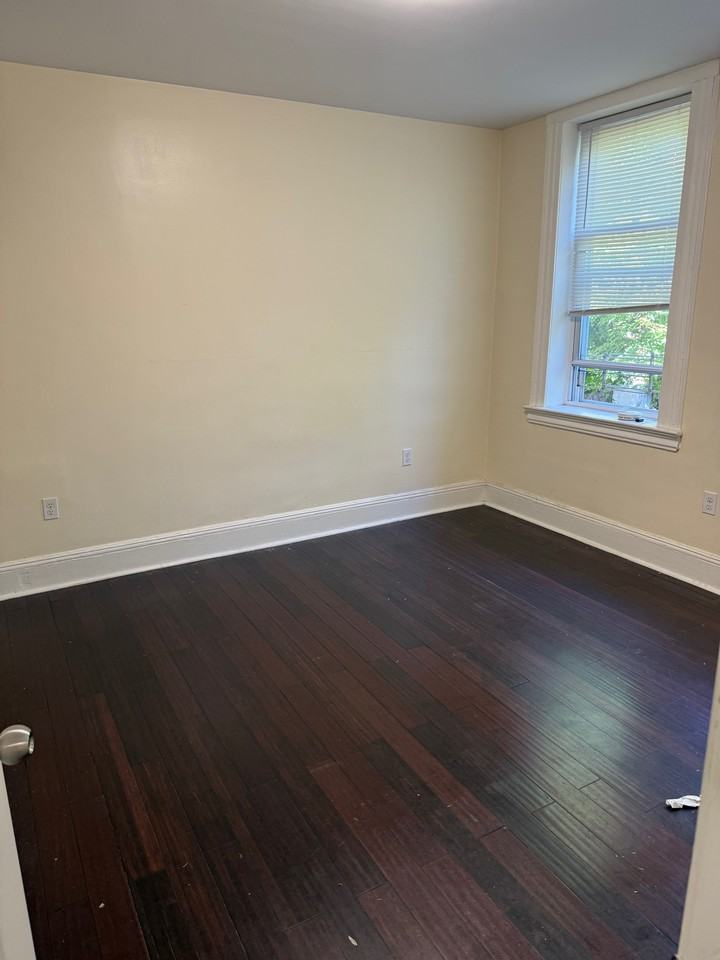 Eastgate Properties LLC - Photo 6 of 9