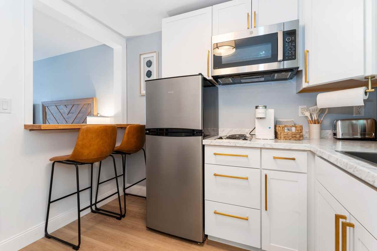 6 Sunset Drive - Photo 5 of 37
