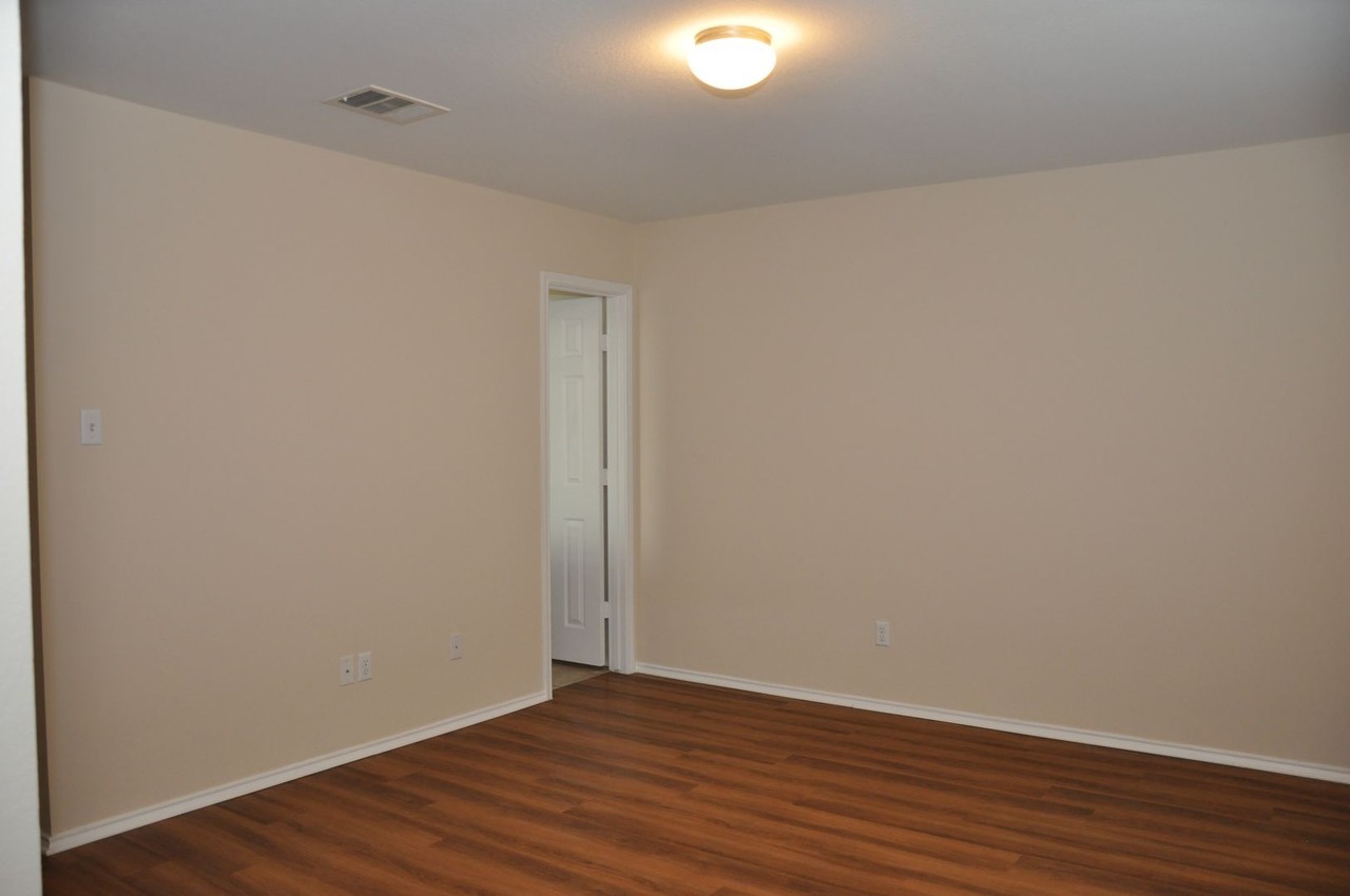 13501 Moura Cv - Photo 7 of 16