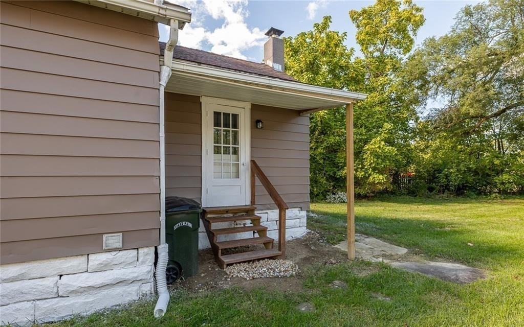 353 S Maple St #1 - Photo 4 of 25