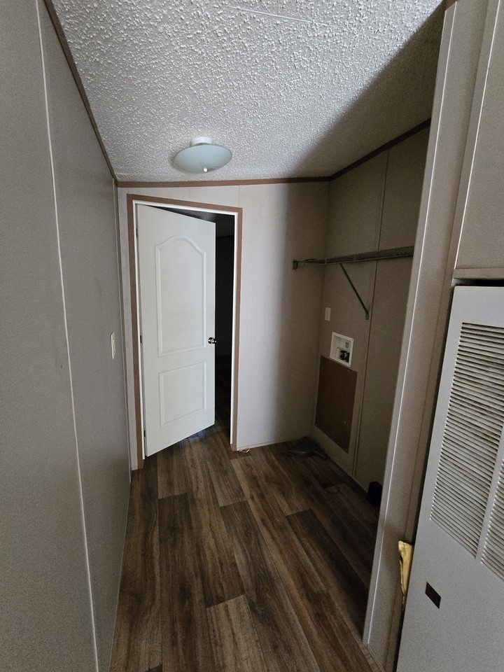 822 Vienna Road - Photo 7 of 10