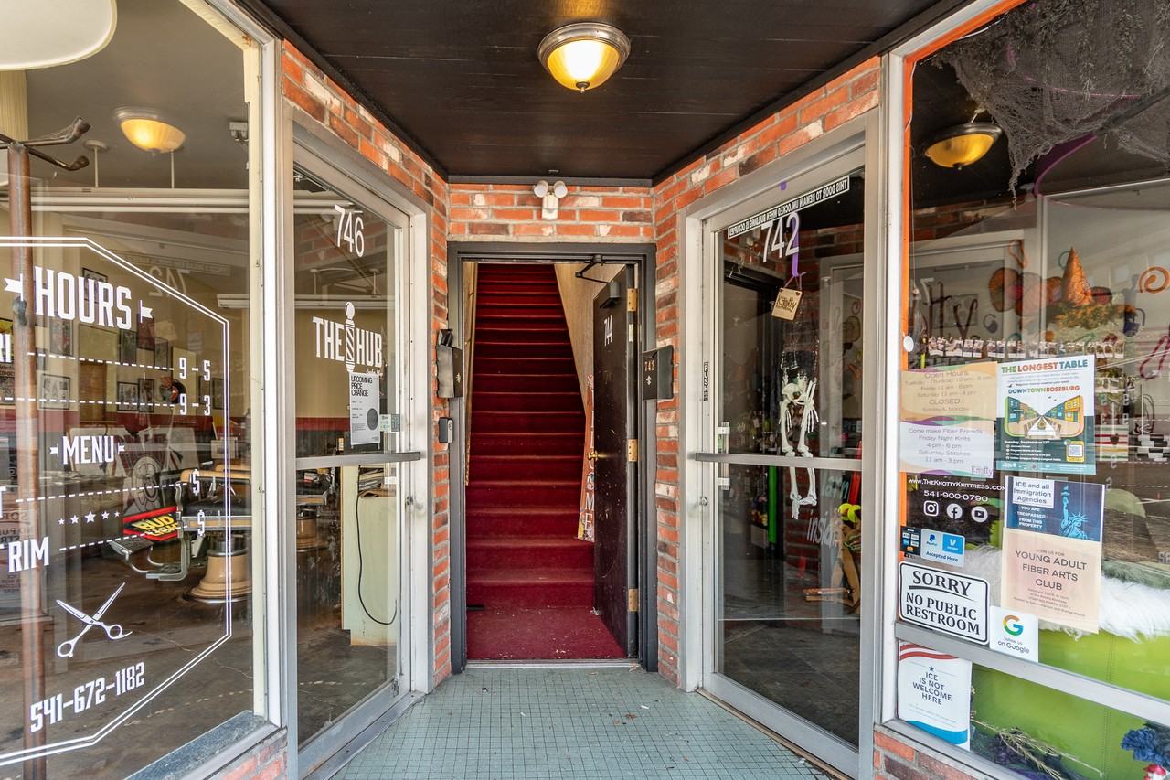 744 SE Jackson St. - Photo 7 of 50