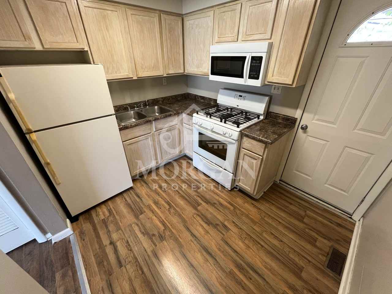 509 RUDDLE AVE - Photo 3 of 6