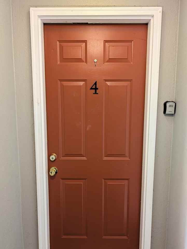 Cottage Apartments - Photo 3 of 27
