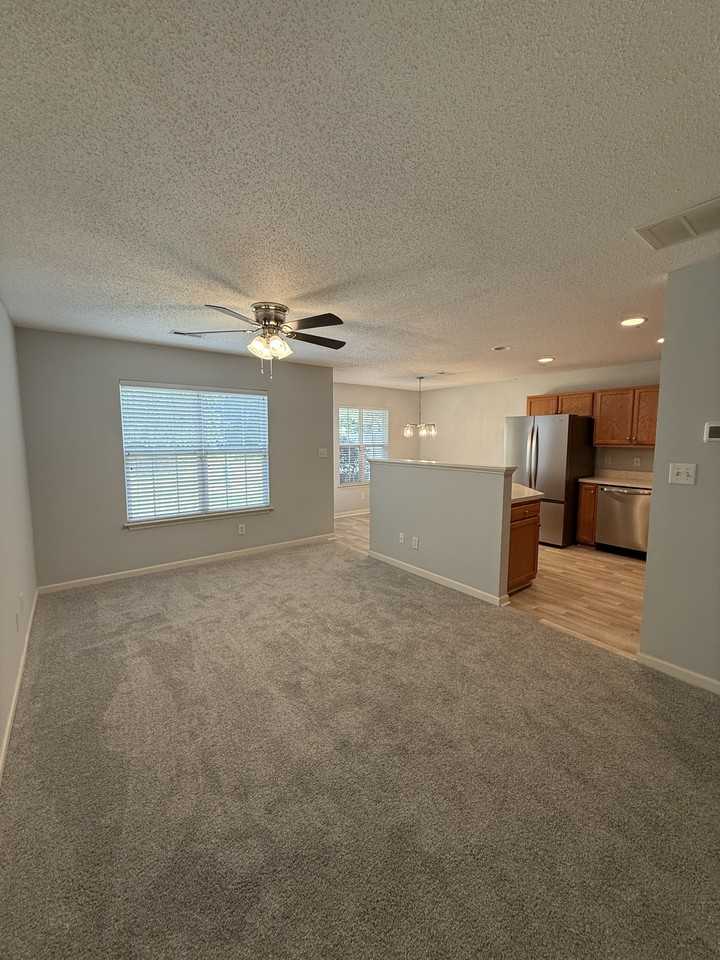1106 Parsons Pl #1 - Photo 4 of 17