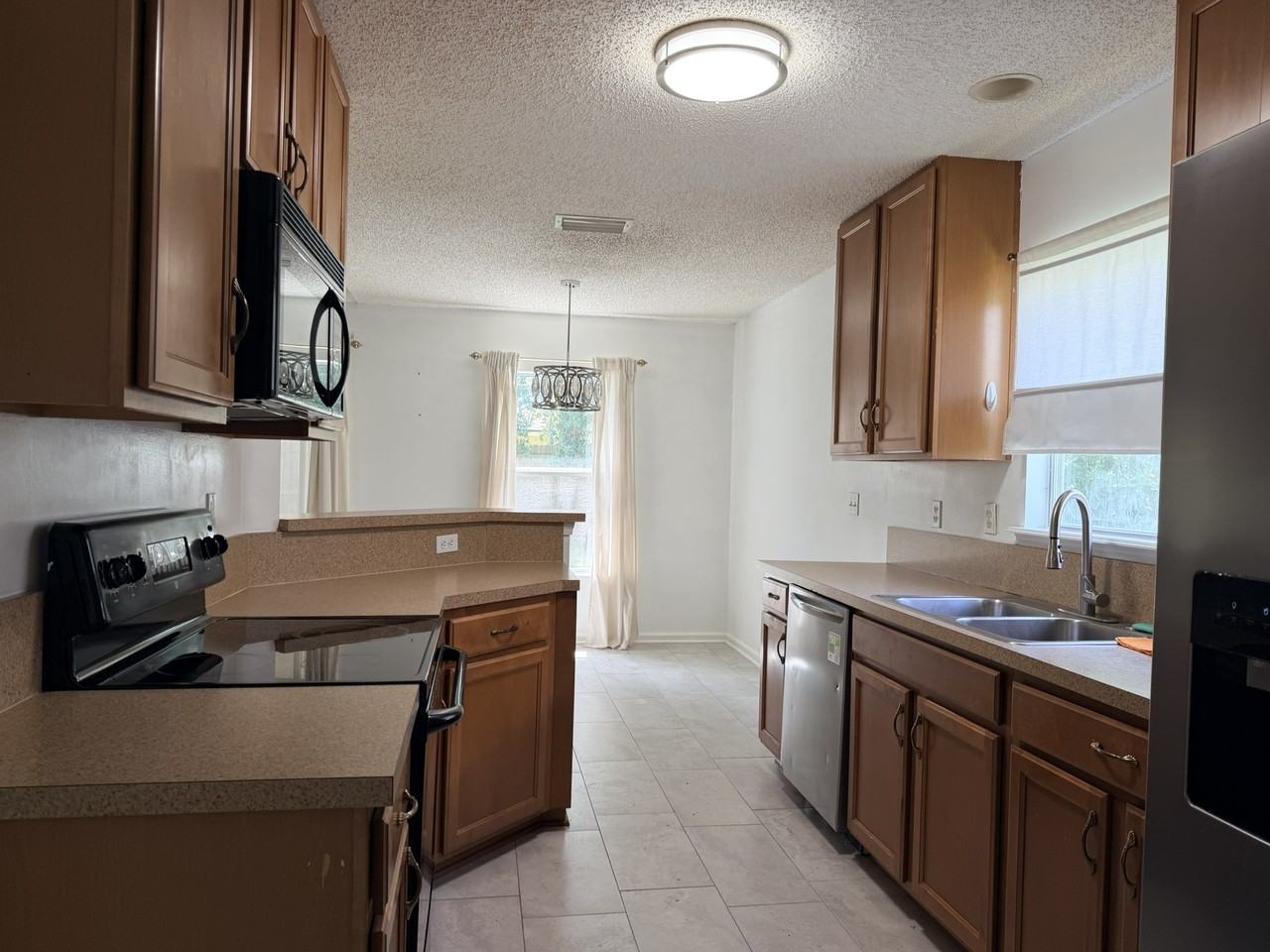 6423 Crimson Leaf Ln #1 - Photo 3 of 29