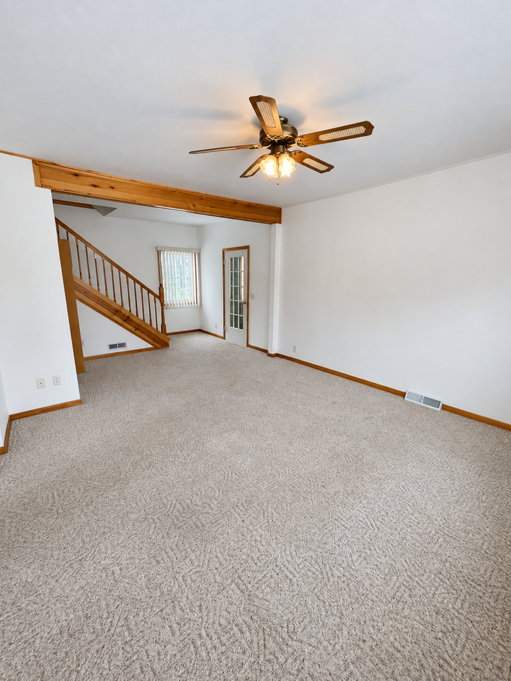 401 E Front St - Photo 6 of 32