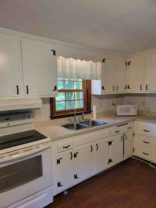 48 Andover St - Photo 2 of 13