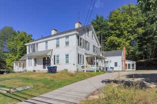 294 Pleasant St Apt B #Apt B - Photo 1 of 1