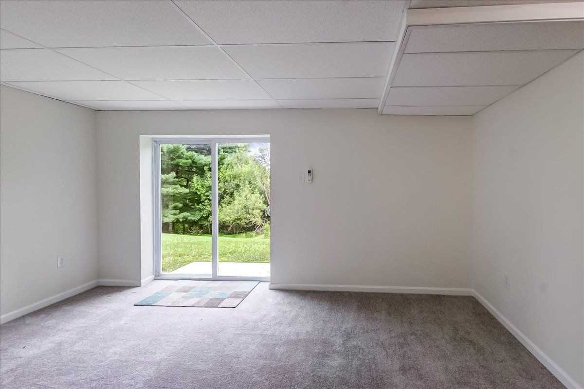 303 Luther Dr - Photo 6 of 7