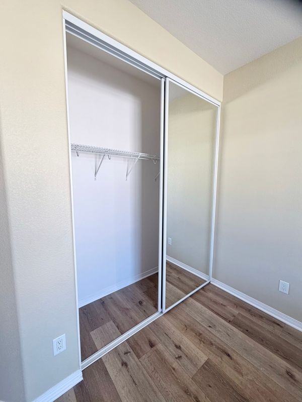 5073 Snowberry Dr - Photo 2 of 9