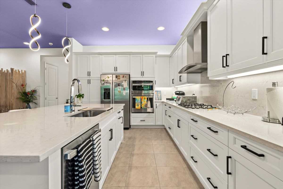 12303 Bonnet Dr - Photo 3 of 18