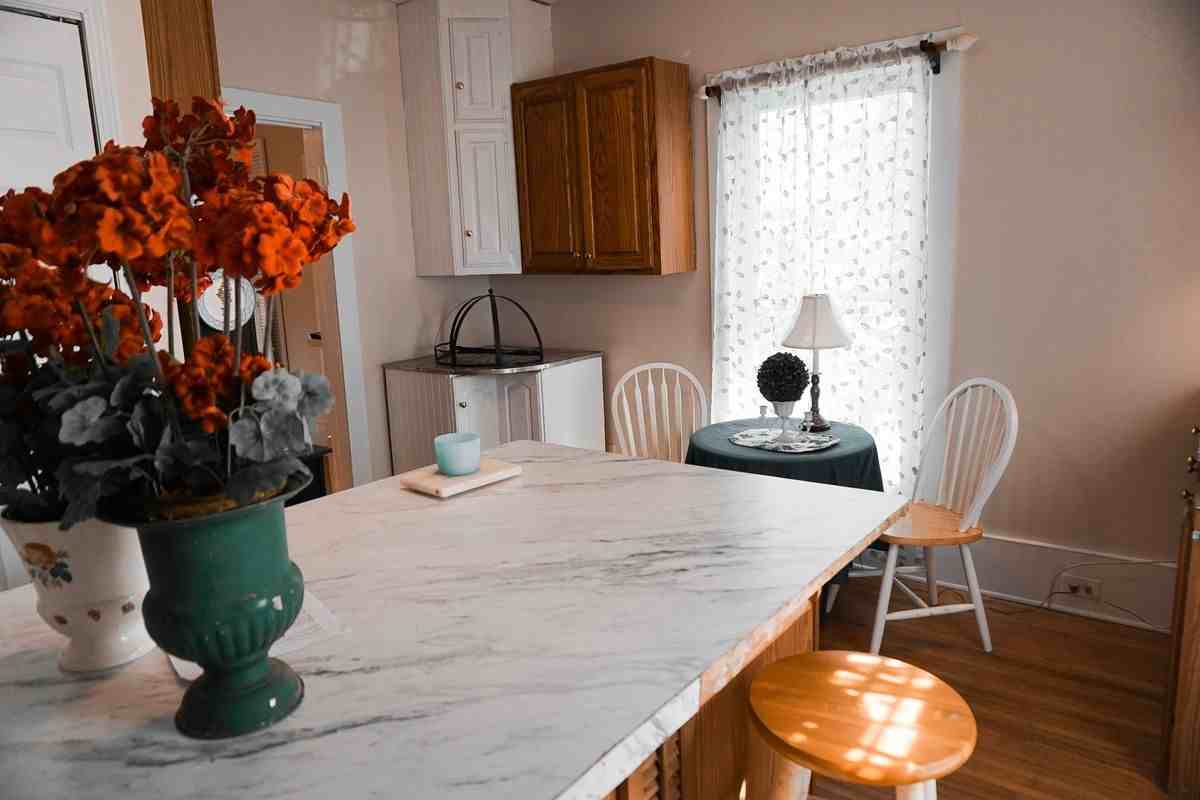 5904 Wall St ##D - Photo 4 of 19