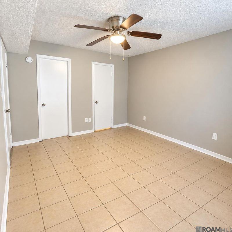 1314 Sharlo Ave - Photo 6 of 19