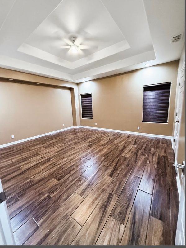 1934 Castillo St - Photo 6 of 10