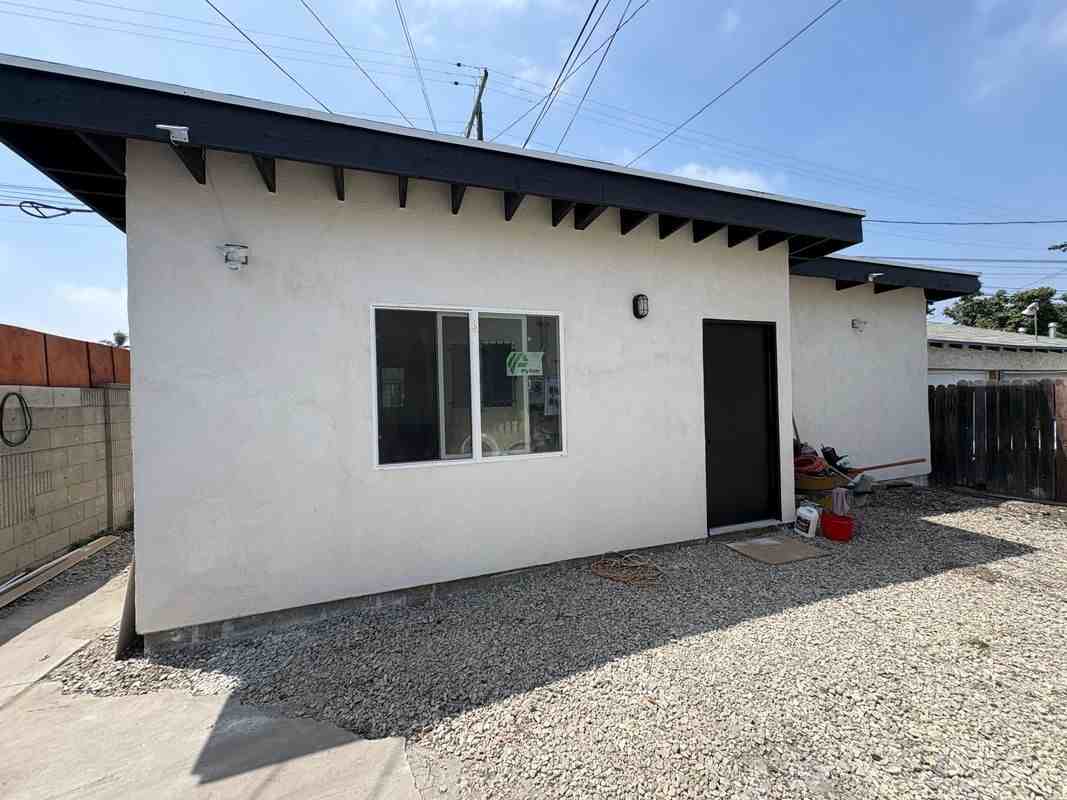 7315 S Normandie Ave ##2 - Photo 2 of 3